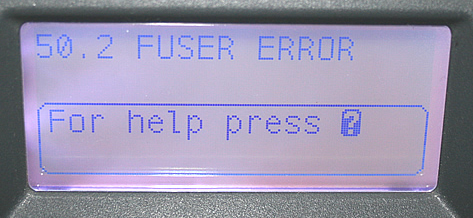 Aviso de error de fusor en panel impresora